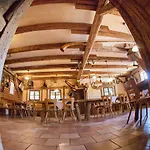 Hotel Neuburg *